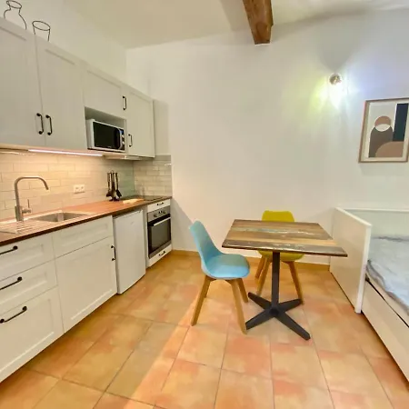 Cocon Nimois Plein Coeur-rue Fresque Arenes A 50 M * 尼姆